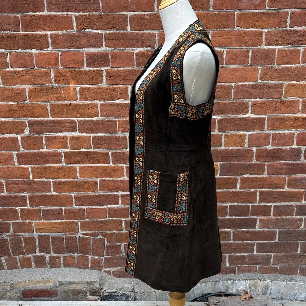 Vintage Black Leather Vest with Embroidered Trim - Picture 6 of 13